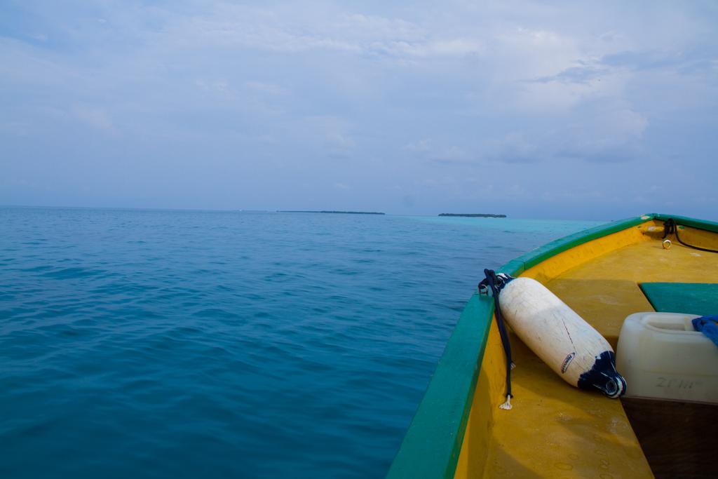 Alvi Star Inn Thulhaadhoo Zewnętrze zdjęcie