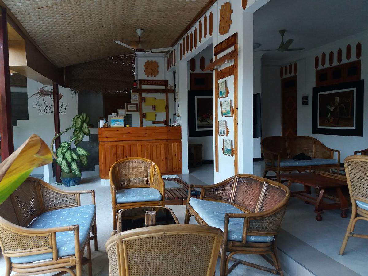 Alvi Star Inn Thulhaadhoo Zewnętrze zdjęcie