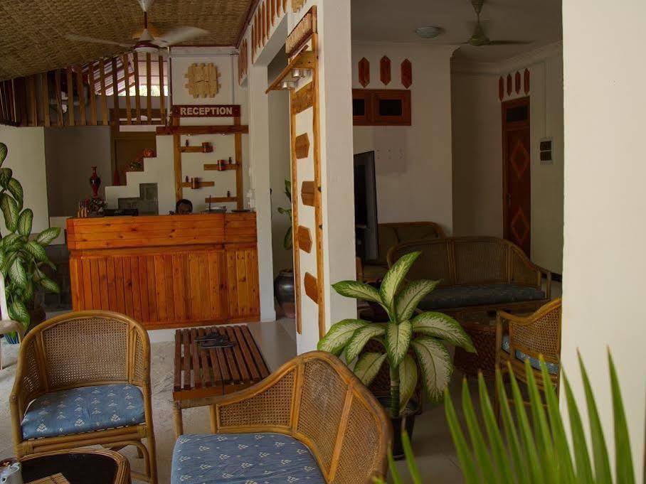 Alvi Star Inn Thulhaadhoo Zewnętrze zdjęcie