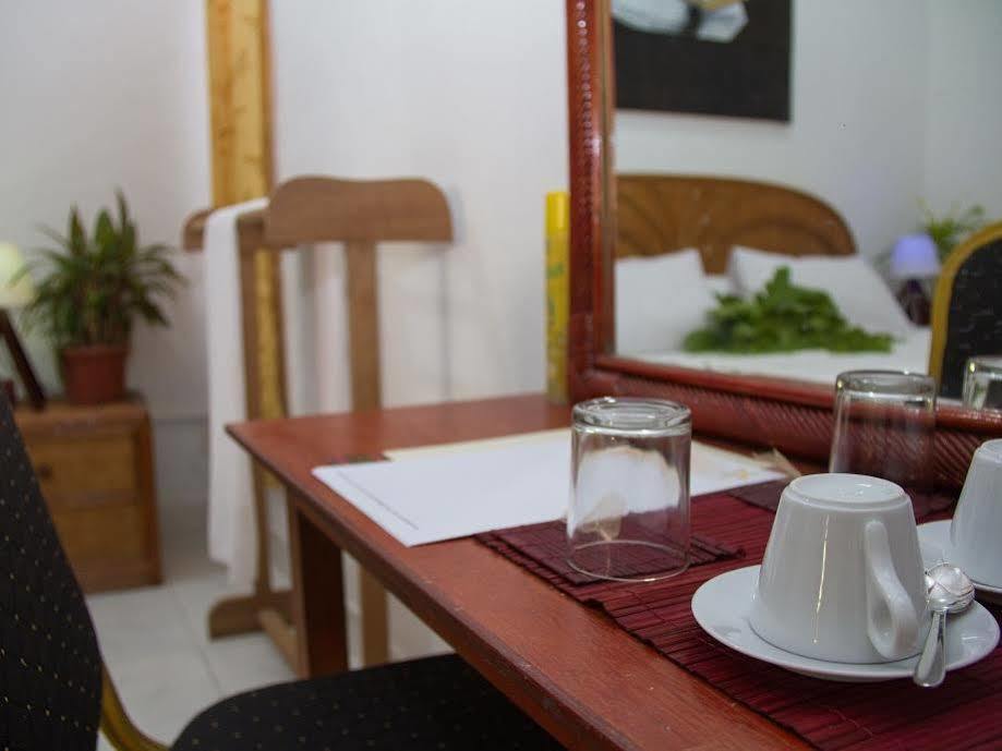 Alvi Star Inn Thulhaadhoo Zewnętrze zdjęcie